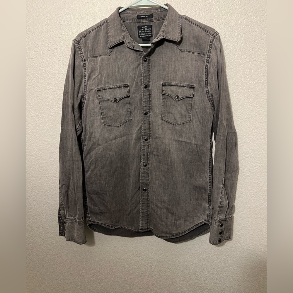 Lucky Brand Men's Casual Button-Down Shirt in Washed Gray